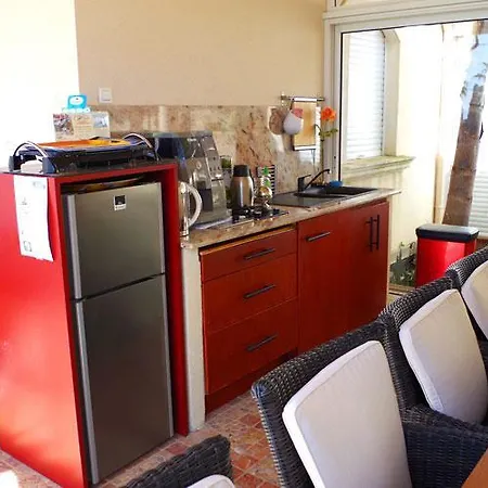 Val D'azur Bed & Breakfast