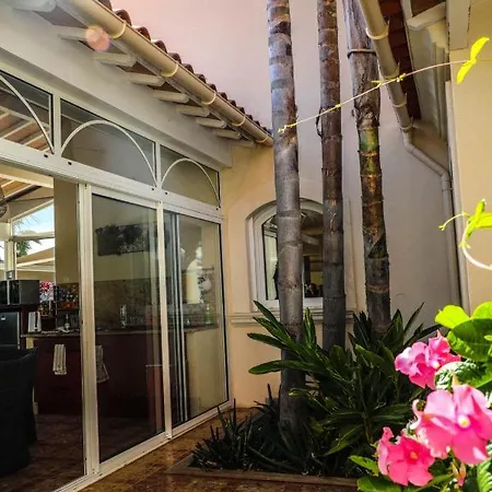 Val D'azur Bed & Breakfast Carqueiranne