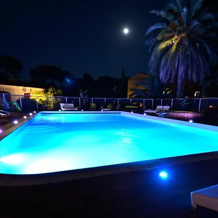 Val D'azur Nocleg ze śniadaniem