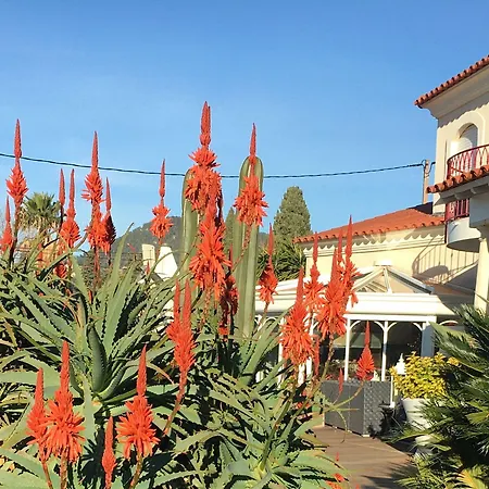 Val D'azur 住宿加早餐酒店